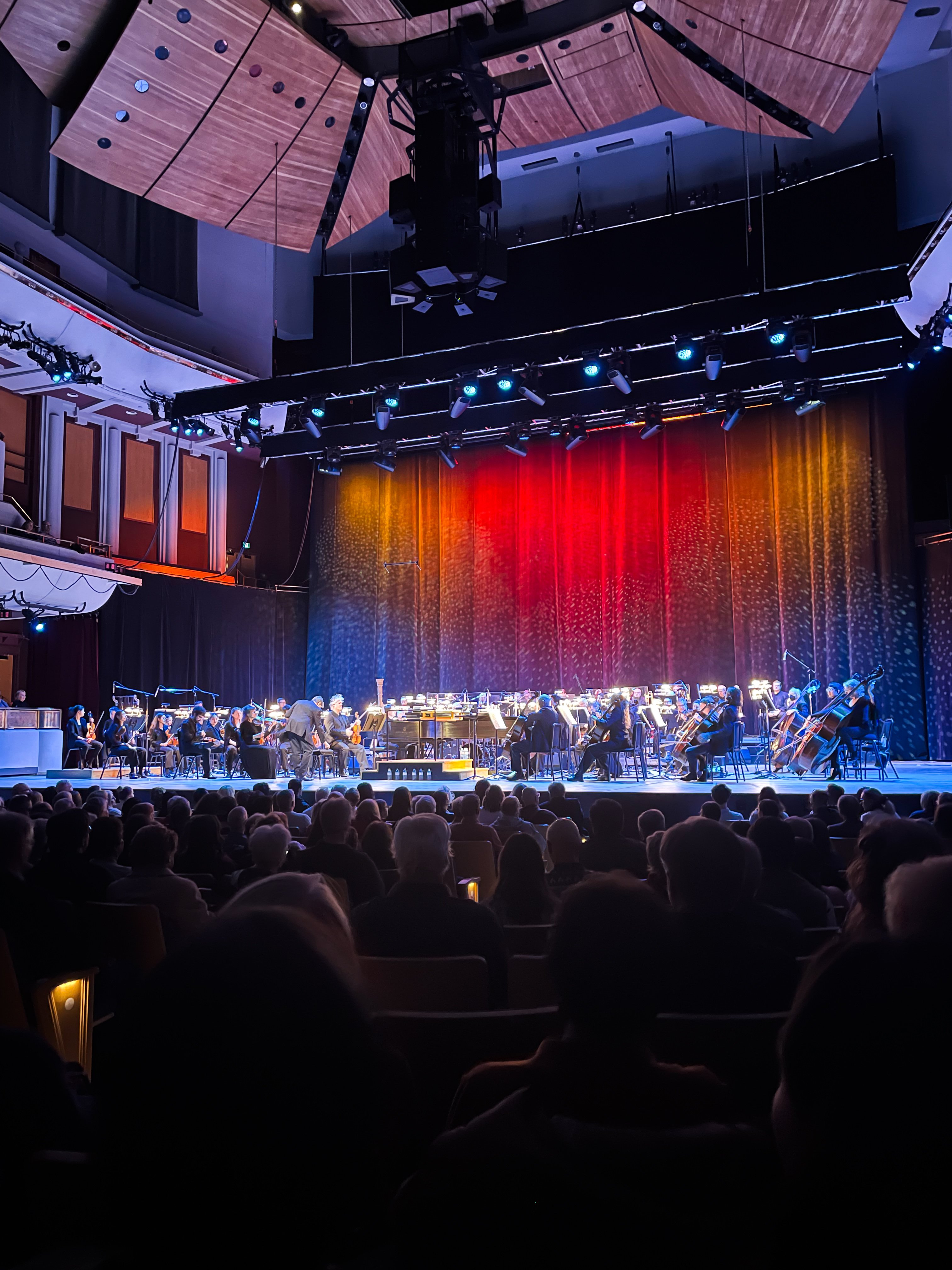 Calgary Philharmonic performance in the Jack Singer Concert Hall