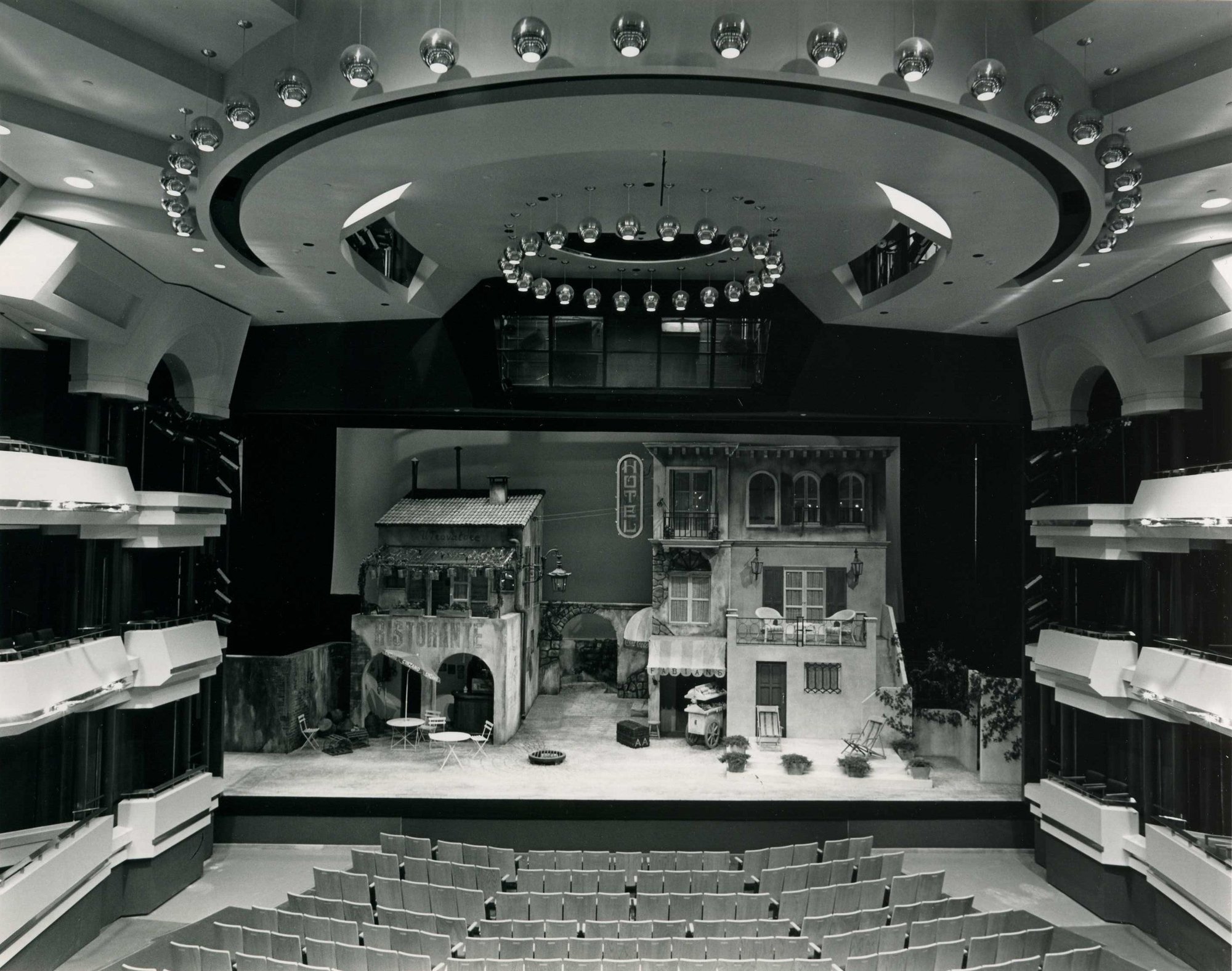 TwelfthNight1985_Images_013
