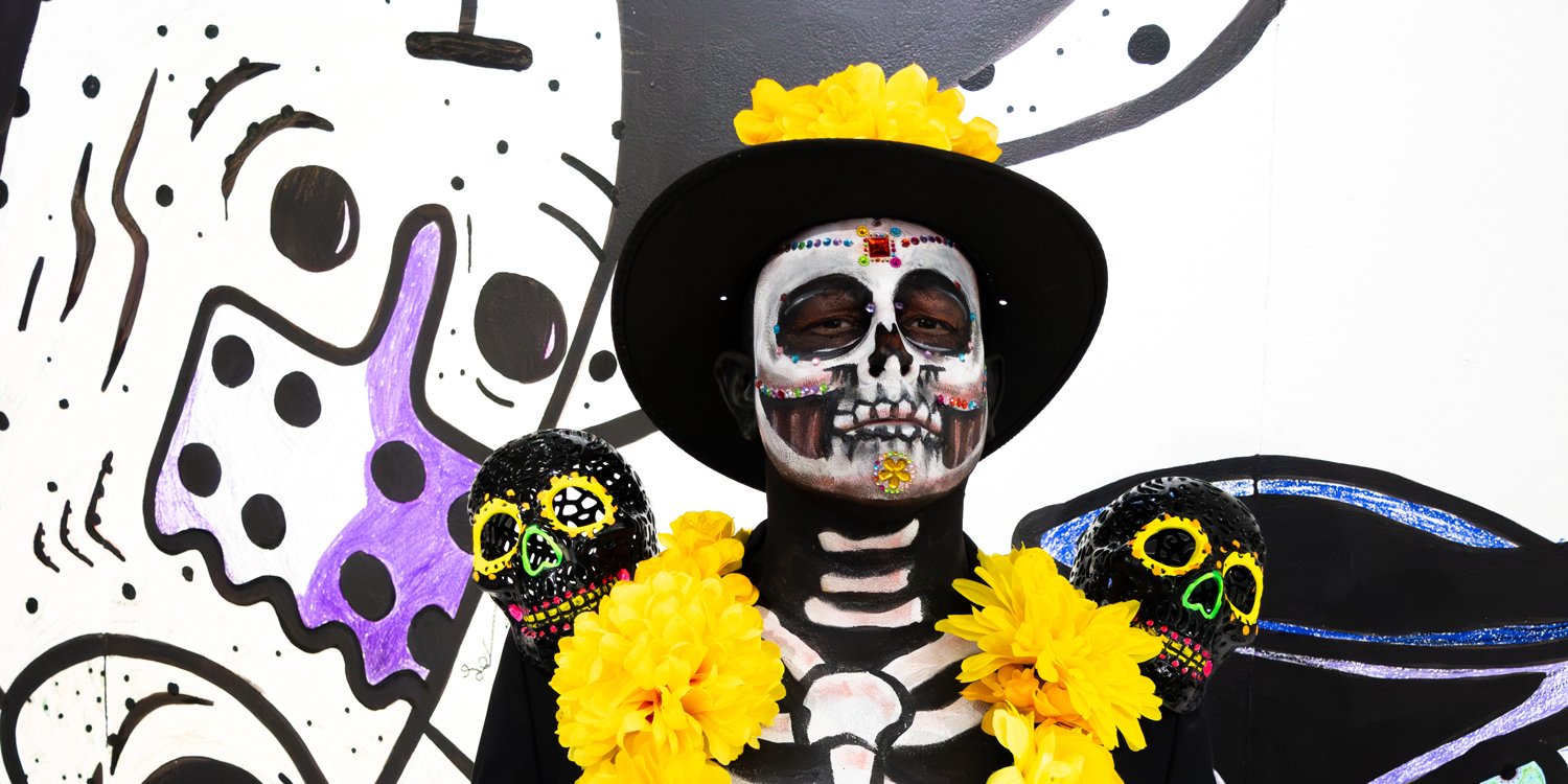 DiaDeMuertos-03Nov2024-DenaVahle-ArtsCommons-(24)-Enhanced-NR_2x1
